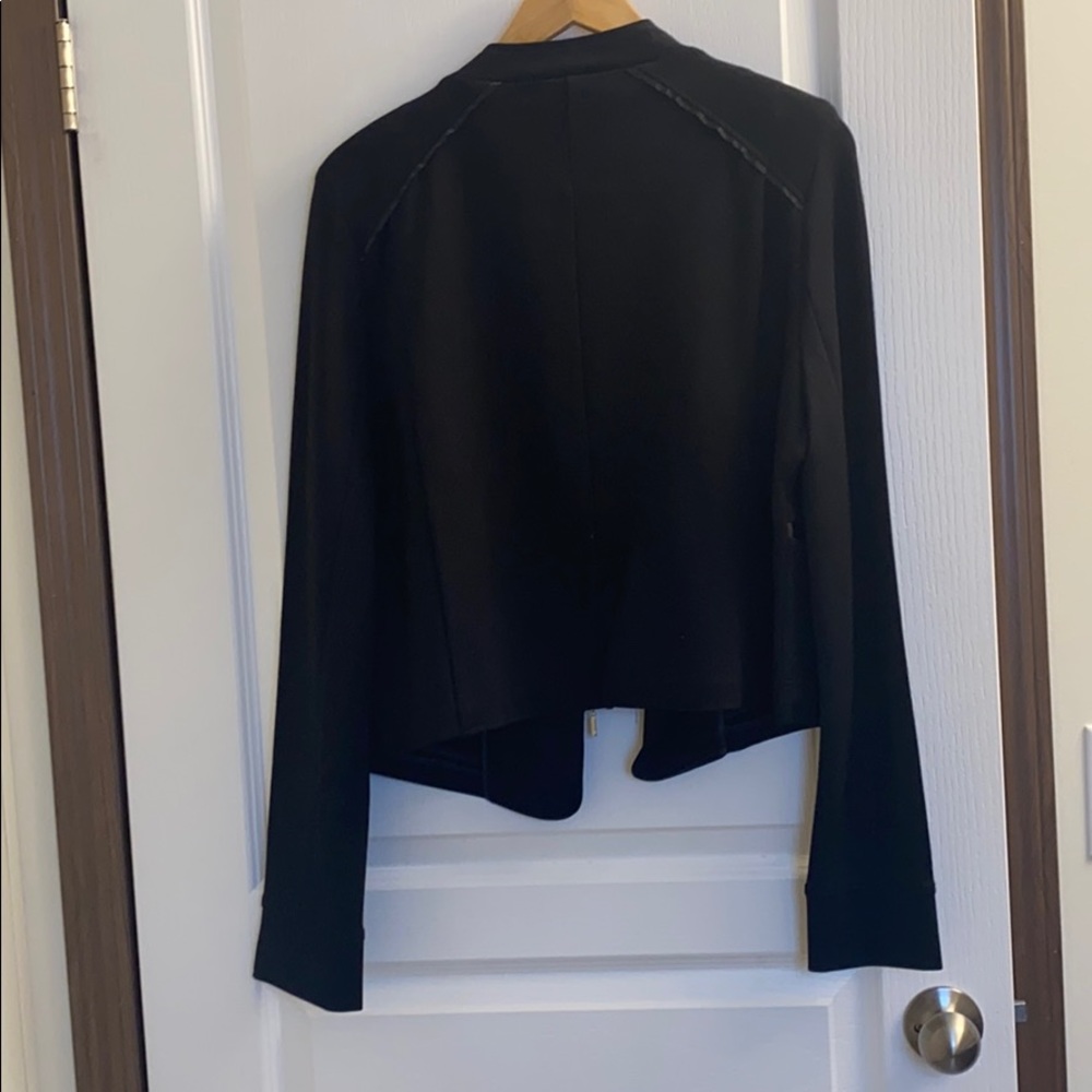 Jacket - Picture 2 of 3